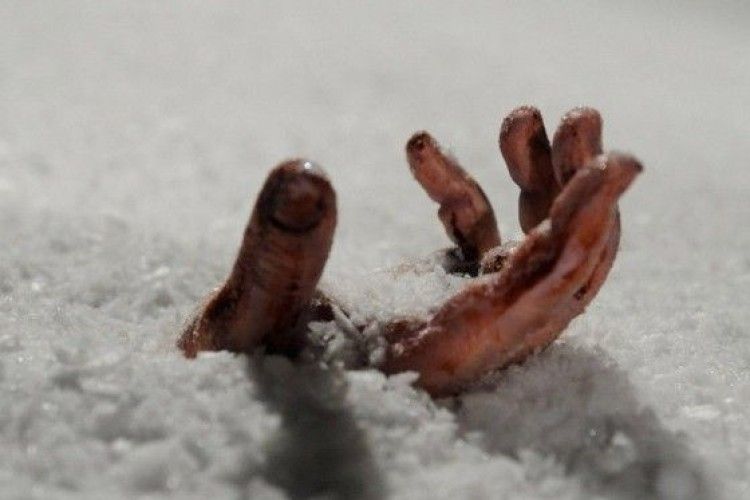 На Волині поліцейські знайшли замерзле і обгоріле тіло зниклого чоловіка