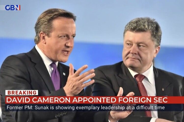 Глава МЗС Британії думав, що спілкується з Петром Порошенком, і...