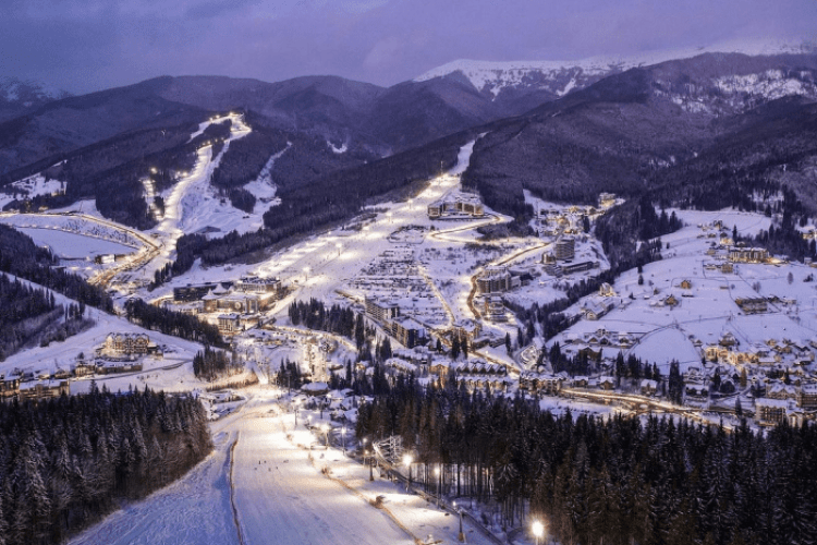 Які гірськолижні курорти розпочали сезон катання