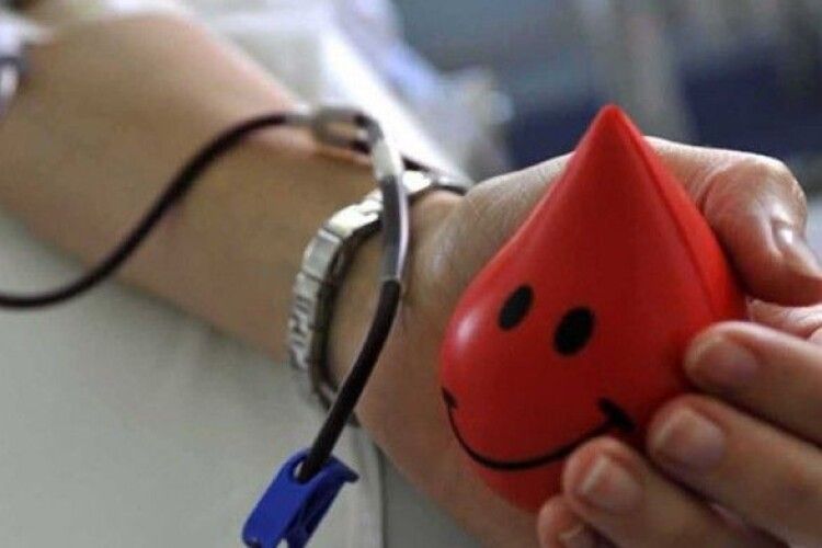 Щоб врятувати важкохворих: у Ковелі запрошують здати кров тих, хто вже перехворів на COVID-19