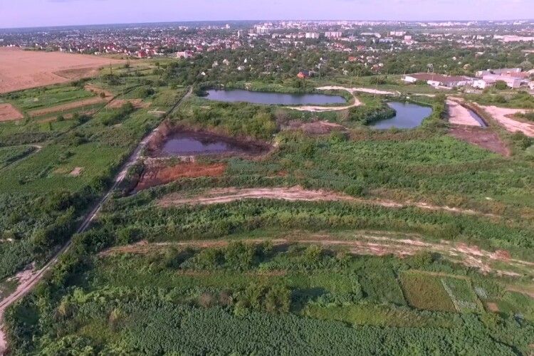 Чому лучани знову відчули сморід