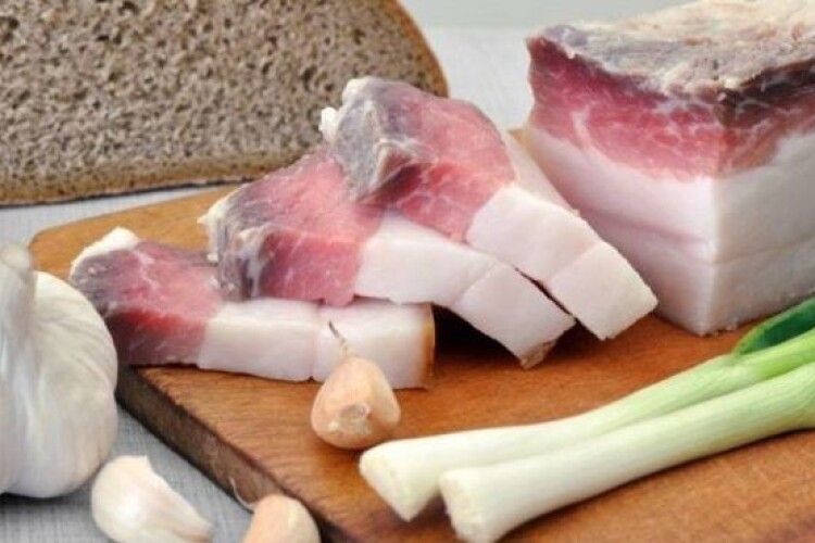 Ціни на сало на столичних ринках сягнули 200 гривень за кіло