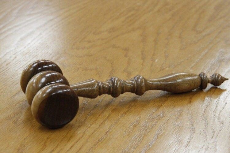 У Росії закрили справу проти школяра, який поширив допис про смерть цивільних в Україні