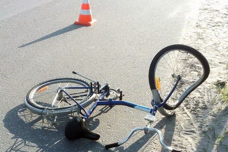 Шачанин на «Фольксвагені» збив велосипедиста з Київщини