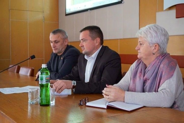 Як новим громадам Ратнівщини зберегти медичні заклади
