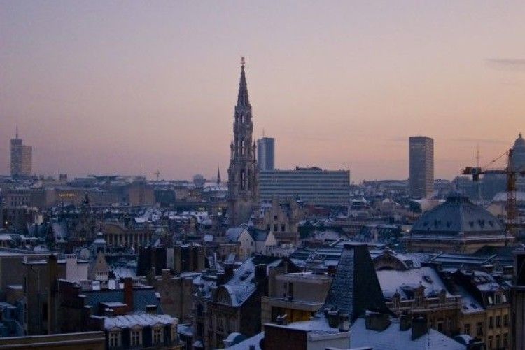 У Брюсселі невідомий обстріляв ресторан з автоматичної зброї