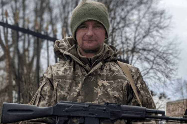 Болюча втрата: на Рівненщині попрощалися з полеглим Героєм