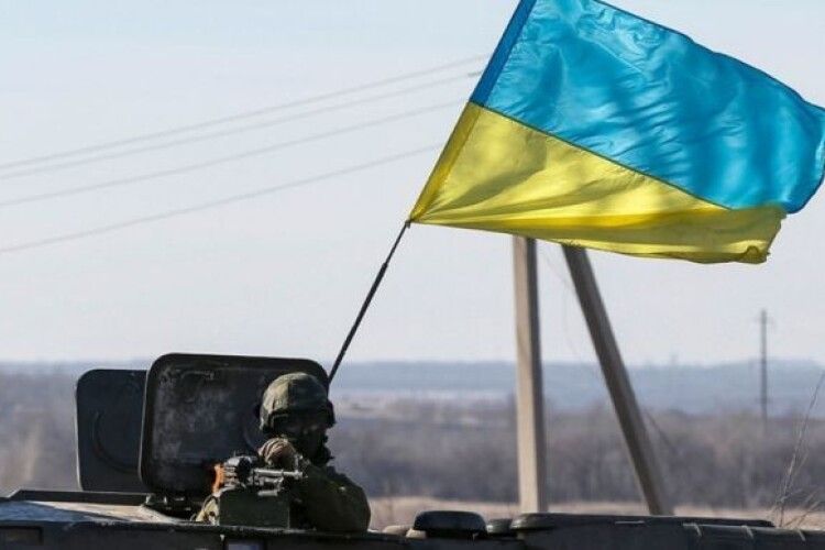Ворог зосередився на утриманні позицій, на Донбасі намагається наступати - зведення Генштабу