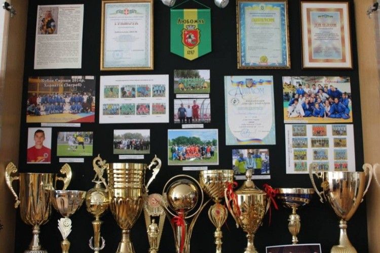У Любомльському краєзнавчому музеї відкрили спортивну виставку