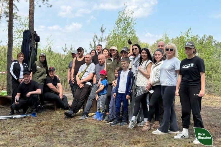 Ліси пам’яті: на Волині та Рівненщині висадили дерева на честь Героїв разом із Захисниками
