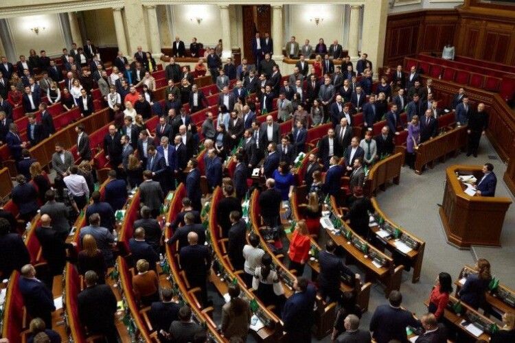 Все більше українців готові підтримати партію Порошенка на виборах: результати нового рейтингу