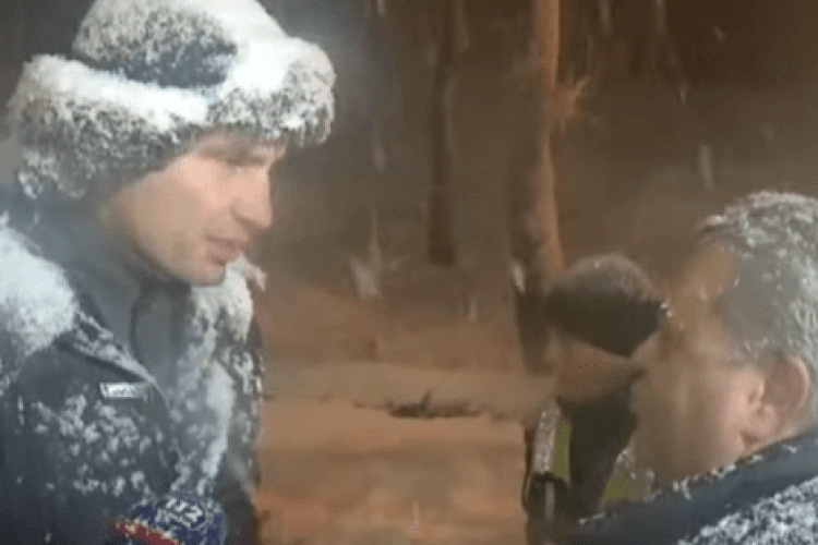 На тлі снігового колапсу в Києві Кличко поскандалив із водієм фури