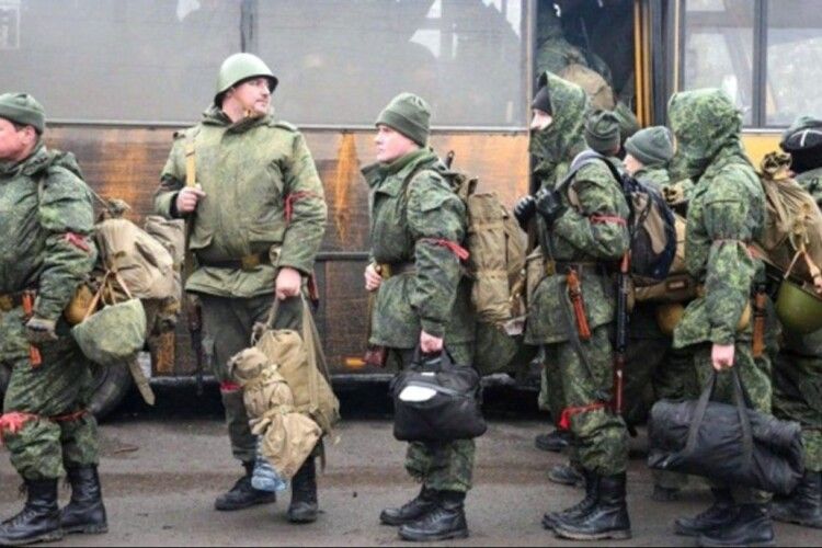 У Херсоні рашисти хапають чоловіків просто на вулиці – «мобілізовують»