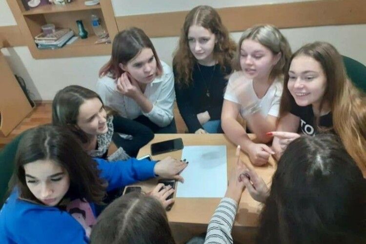 Волинська школярка – учасник Всеукраїнської школи з української культури