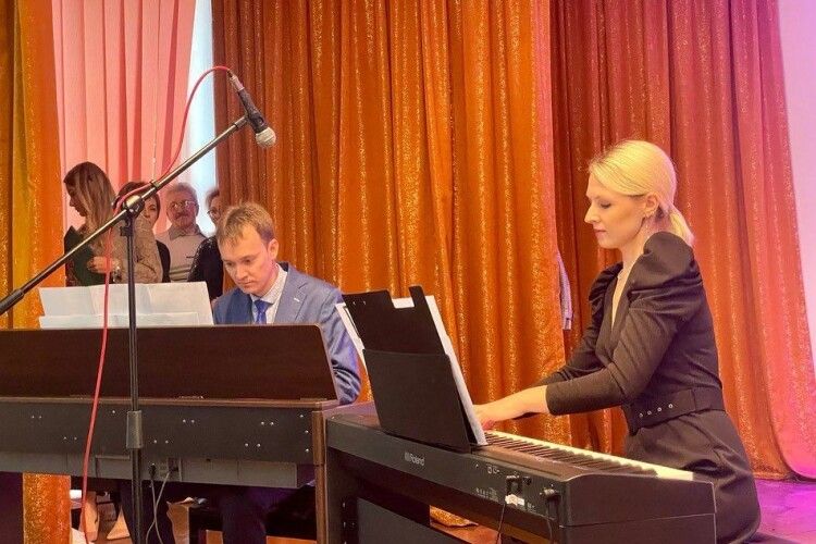 Влада Нововолинська привітала зі святом причетних до музики (Фото)