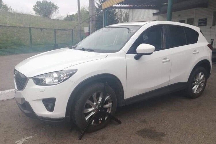 На Волині прикордонники виявили авто, яке розшукував Інтерпол