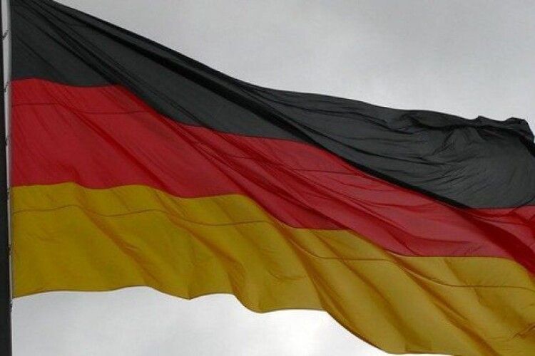 У Німеччині озброєний ножем чоловік вбив двох людей