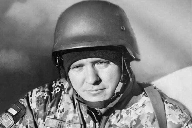 Схилімо голови в скорботі:  Волинь назавжди прощається з Героєм