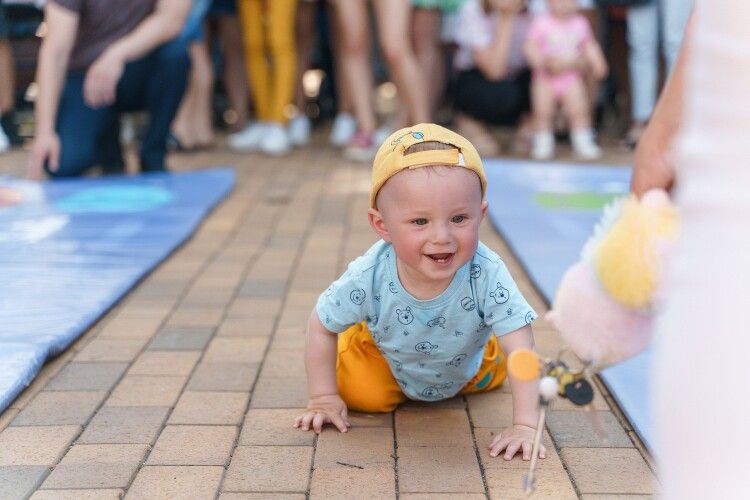 «Забіг у повзунках»: у Нововолинську відбудеться змагання серед малюків