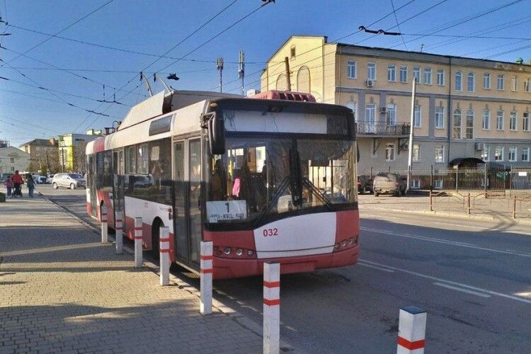 У Луцьку вирішили зачекати з новими тарифами на проїзд у тролейбусах