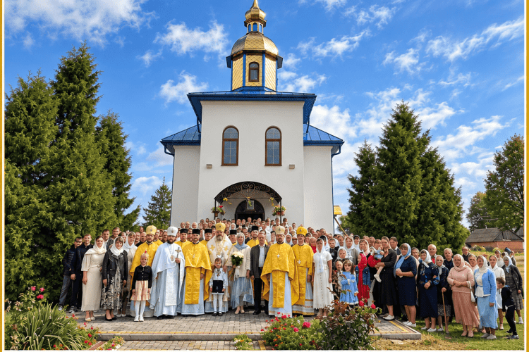 Храм на Волині постав із попелу – і засяяв пам’яттю про Героя