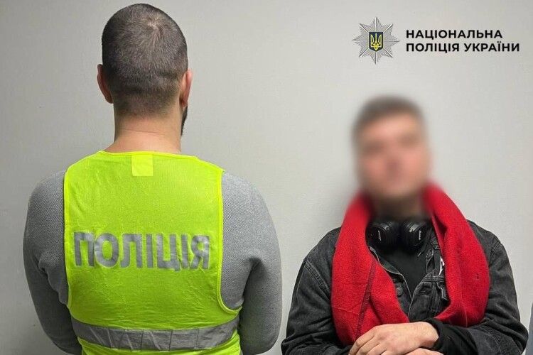 У Києві 28-річний чоловік вчинив моторошну розправу над родиною