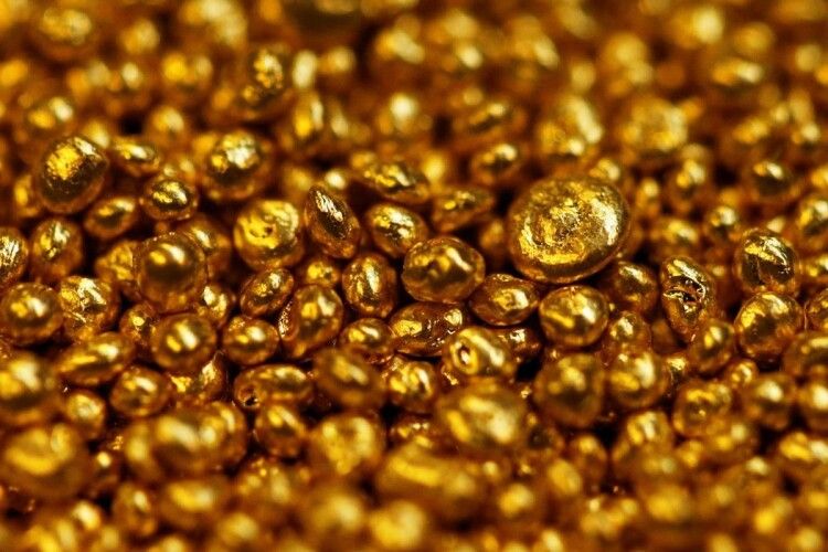 Вчені створили 2D-золото товщиною у два атоми