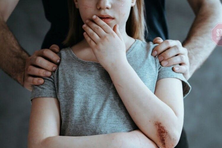 Волинянин зґвалтував 7-річну дівчинку: його взяли під варту