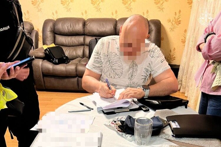 У Дніпрі викрито схему з мільйонним хабарем та замовним убивством свідків