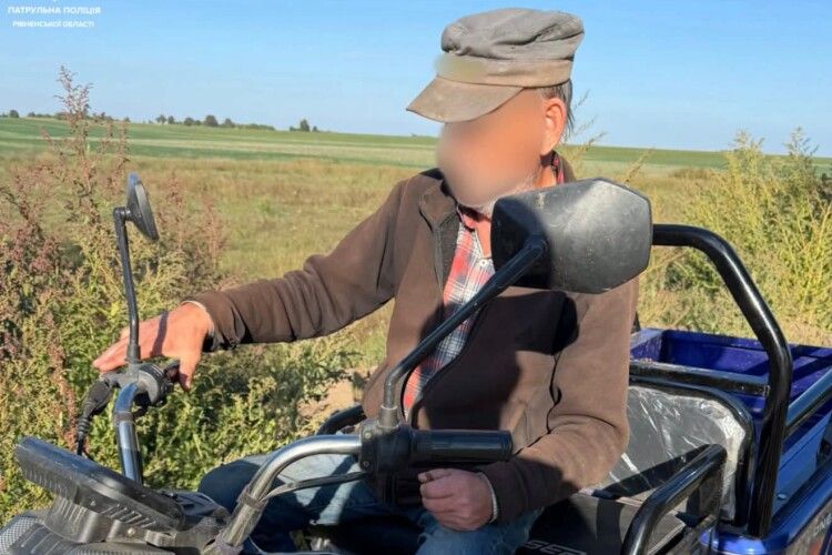 3,30 проміле: на Рівненщині 61-річний скутерист «здивував» патрульних