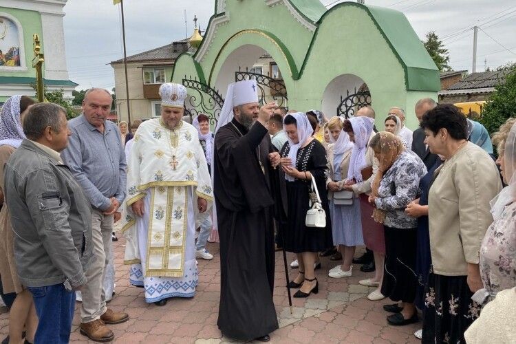 Громада на Волині відзначила престольний празник разом із митрополитом Луцьким і Волинським Михаїлом (Фото)