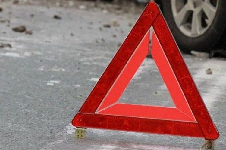 У Костополі «шумахер» вкоротив віку пенсіонерці прямісінько на «зебрі»