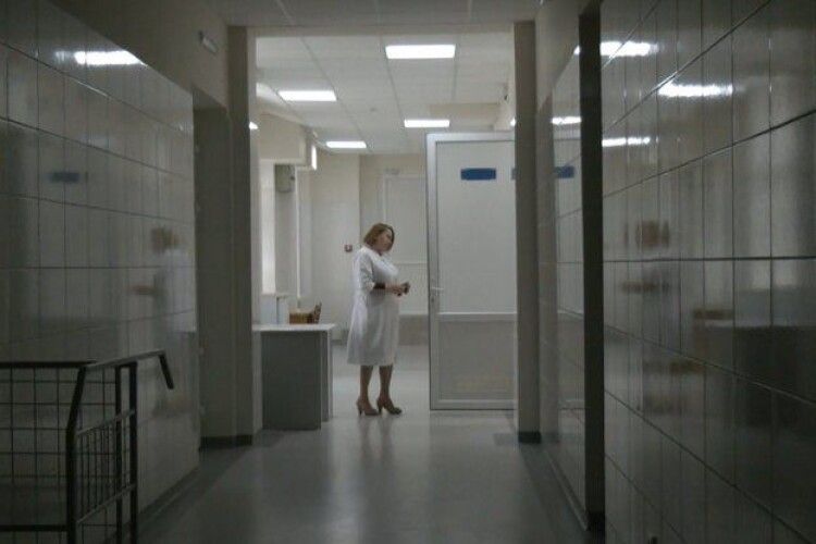 Коронавірус Волинь: COVID-19 виявили у понад 300 волинян. Летальних випадків зменшилося