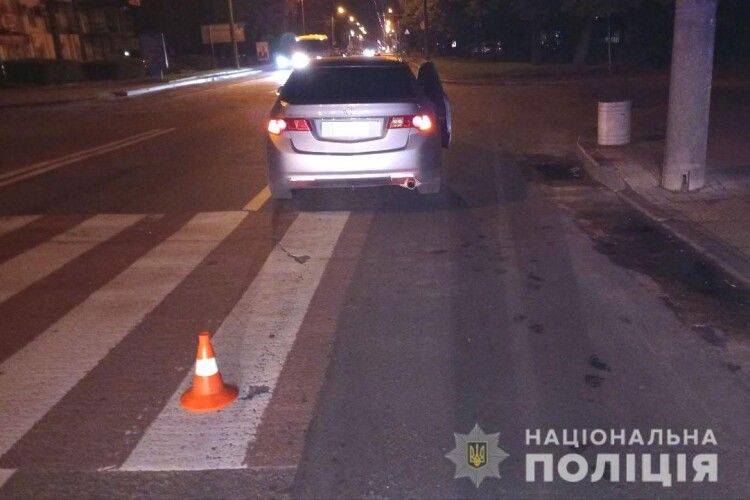 У Рівному 22-річний водій збив хлопця на переході