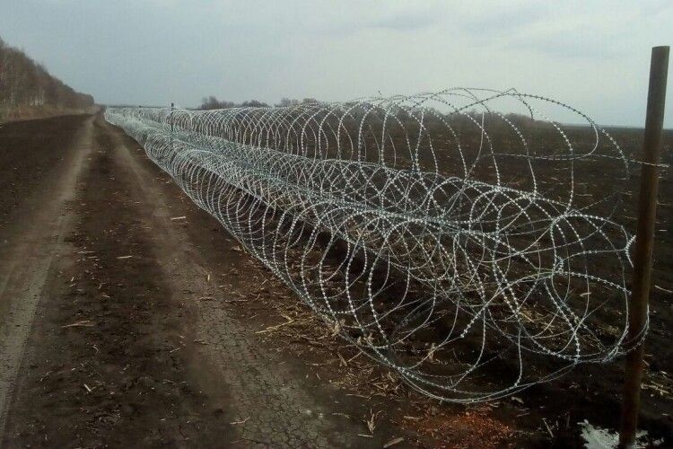 Інженерне облаштування державного кордону з Росією не припиняється (Фото)