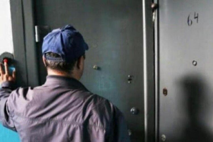 На Рівненщині шахрай перевірив газовий лічильник на понад 12 тисяч гривень