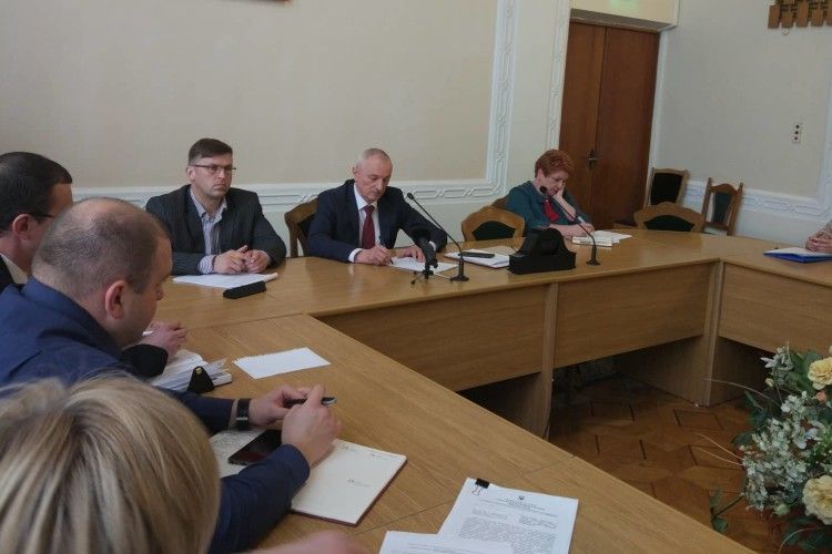 Савченко ініціюватиме прокурорську перевірку чиновників