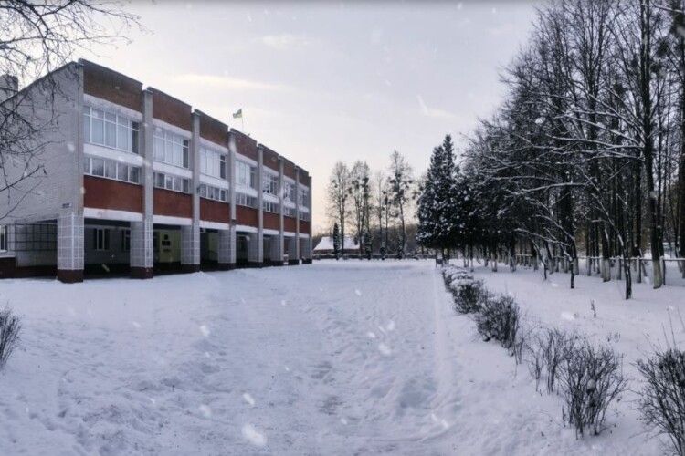 У Луцьку учні «пожартували» про замінування школи: відповідатимуть батьки