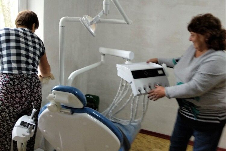 У Столинських Смолярах за кошти місцевого бюджету відкриють стоматкабінет