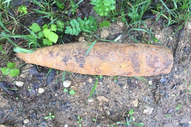 У Рівненському районі знайшли 8 снарядів