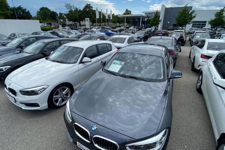 Волинські митники «притиснули» нечесних автоімпортерів