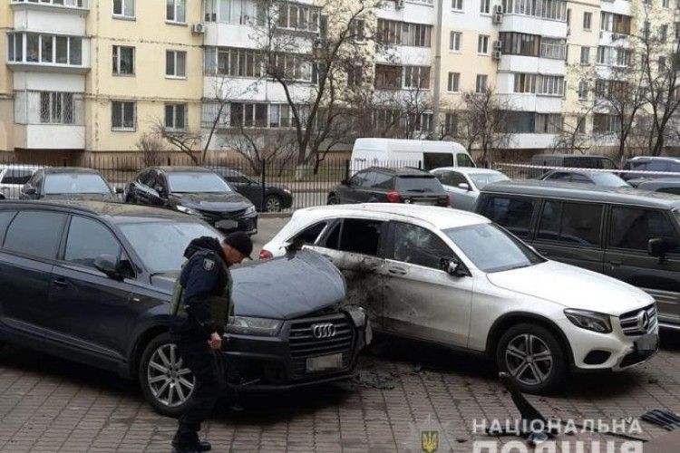 Підірваний у Києві «Audi Q8» не має жодного стосунку до секретаря РНБО Турчинова
