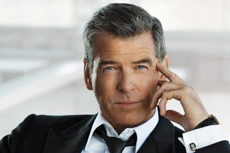 Джеймс Бонд — проти!