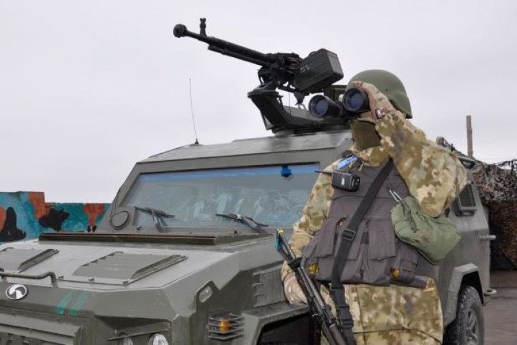 Бойовики застосували лазерну зброю на Донбасі: прикордонник дістав опік сітківки ока 