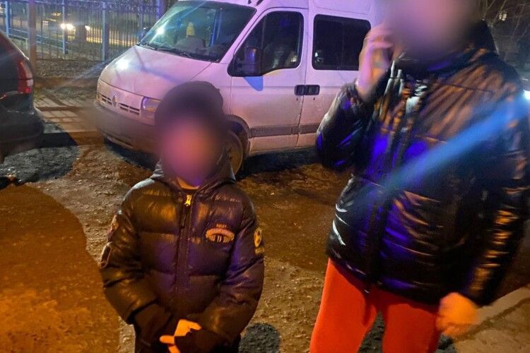 Волинські патрульні допомогли знайти дитину 