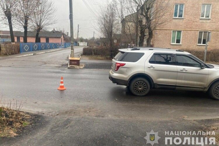 У місті на Волині під колеса автівки потрапила пенсіонерка