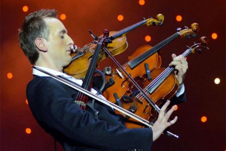 Сьогоднішній концерт знаного українського скрипаля Олександра Божика у Луцьку перенесли на 28 січня