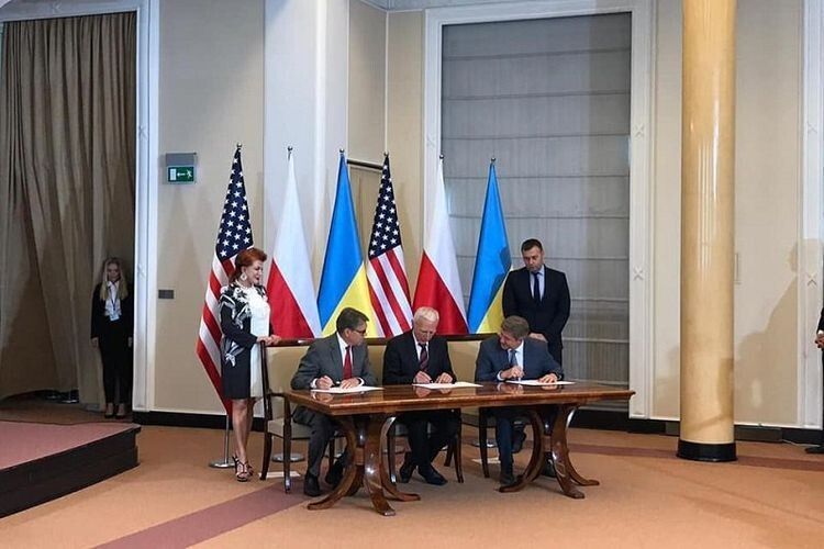 Україна, Польща та США підписали «газовий» меморандум