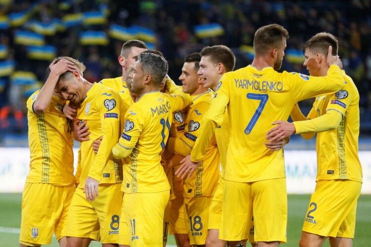 &laquo;Перемог вам і нам&raquo;: футболісти збірної України привітали вболівальників з Новим роком