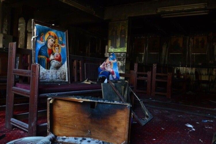 В Єгипті горіла церква: загинули понад 40 людей (Відео)